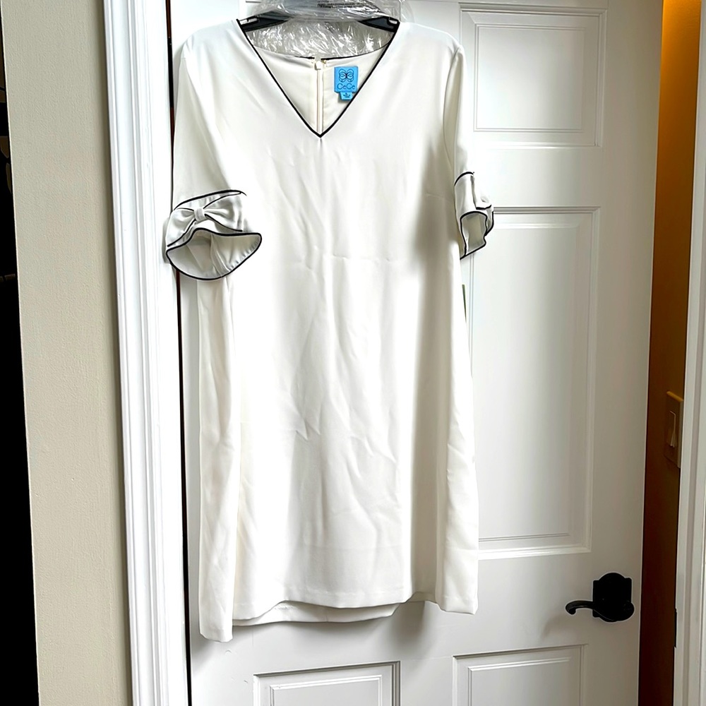 NWTO CeCe Shift Dress